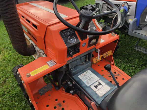 Kubota B1600-8298